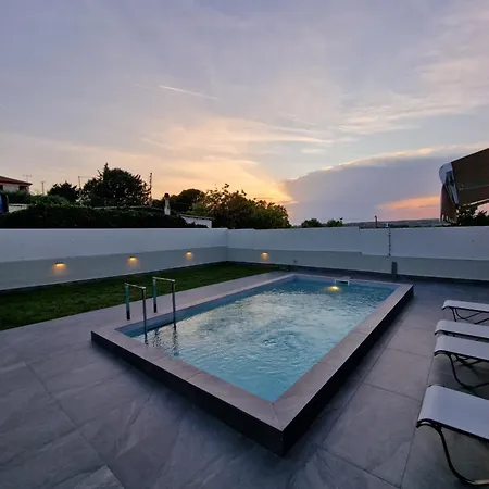 Dimosthenis House, Private Pool & Sauna Holiday home