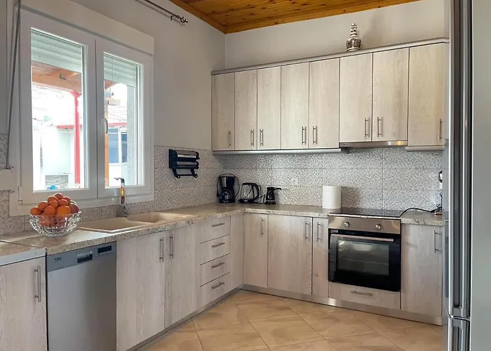 Dimosthenis House, Private Pool & Sauna Сasa de vacaciones *