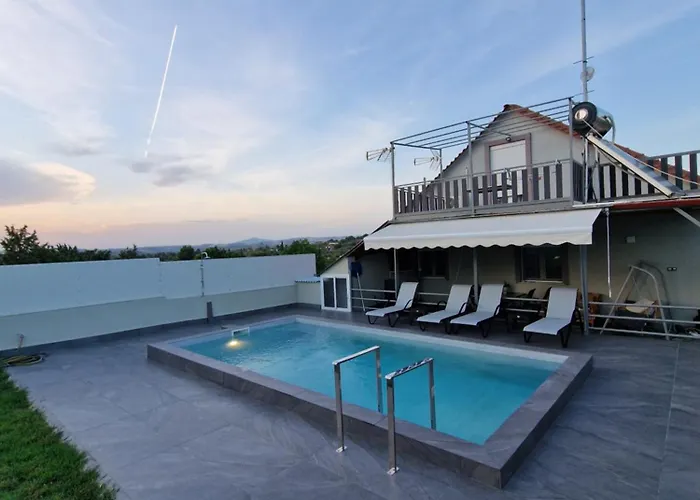 Сasa de vacaciones Dimosthenis House, Private Pool & Sauna *