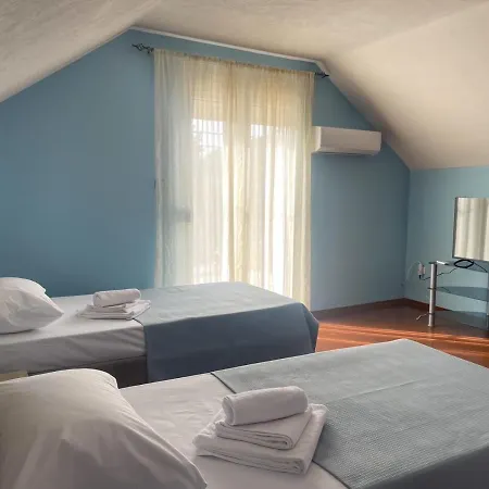 Dimosthenis House, Private Pool & Sauna Casa vacanze